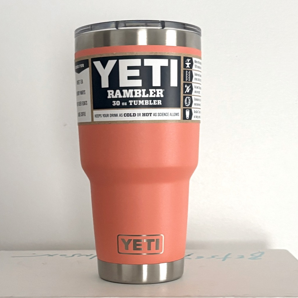 Yeti Rambler 30 oz tumbler in CORAL
BRAND NEW, NEVER USED